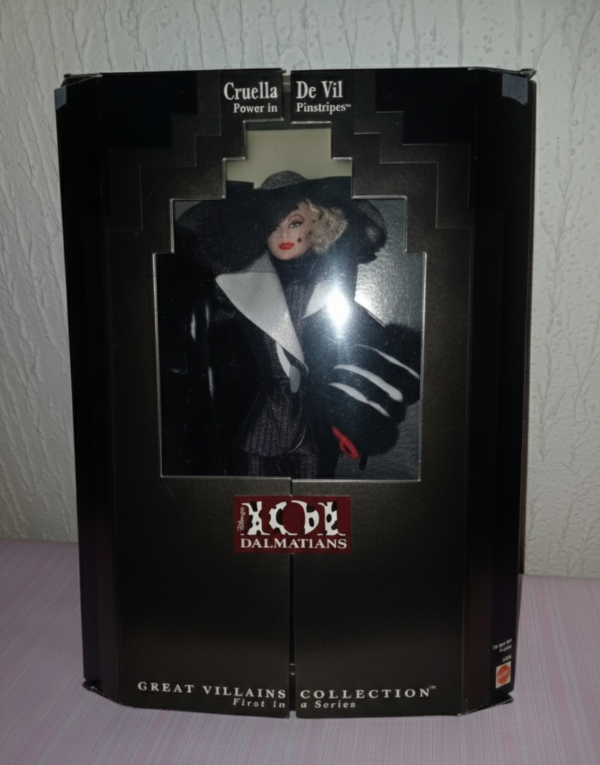 Barbie Muñeca Villain Collection Cruella De Vil