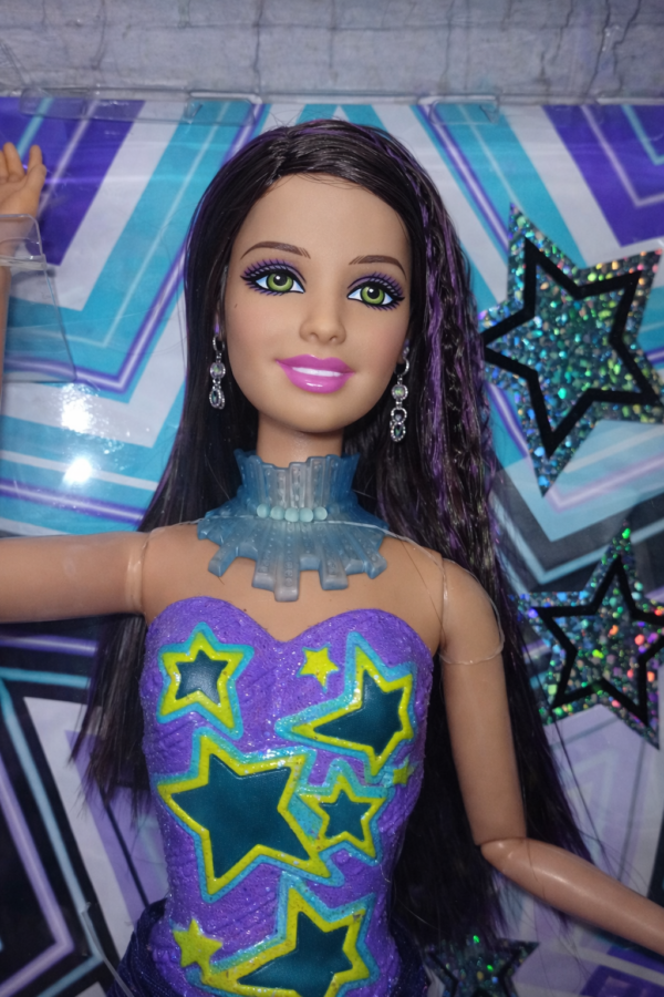 Barbie Fashionistas Hollywood Divas In The Spotlight