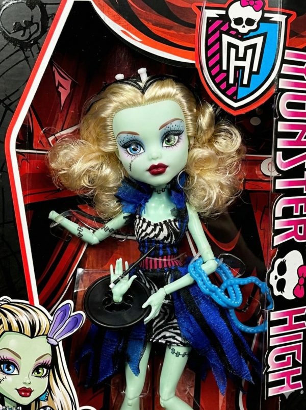 Monster High Frankie Stein Freak Du Chic - Circo Monstruoso