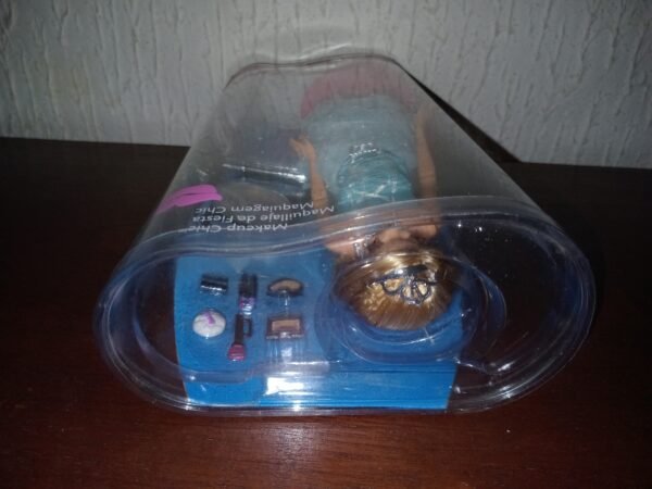 Barbie Muñeca Fashion Fever Makeup Chic