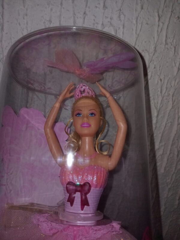 Barbie Bailarina Gira Gira