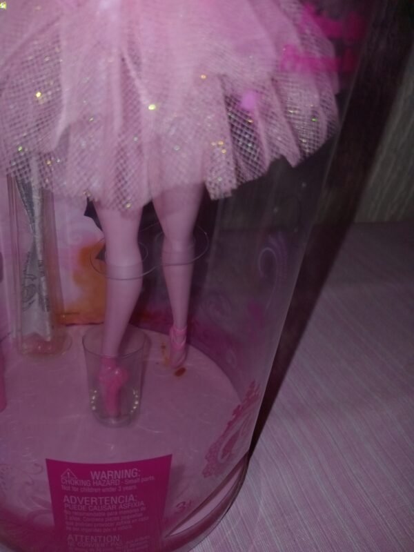 Barbie Bailarina Gira Gira