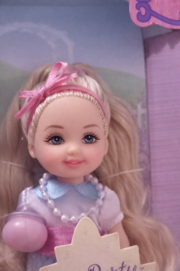 Barbie Fantasy Tales Tea Party Kelly